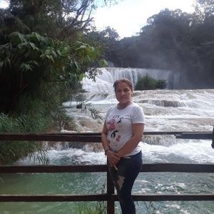 Meet your Posher, Alejandra